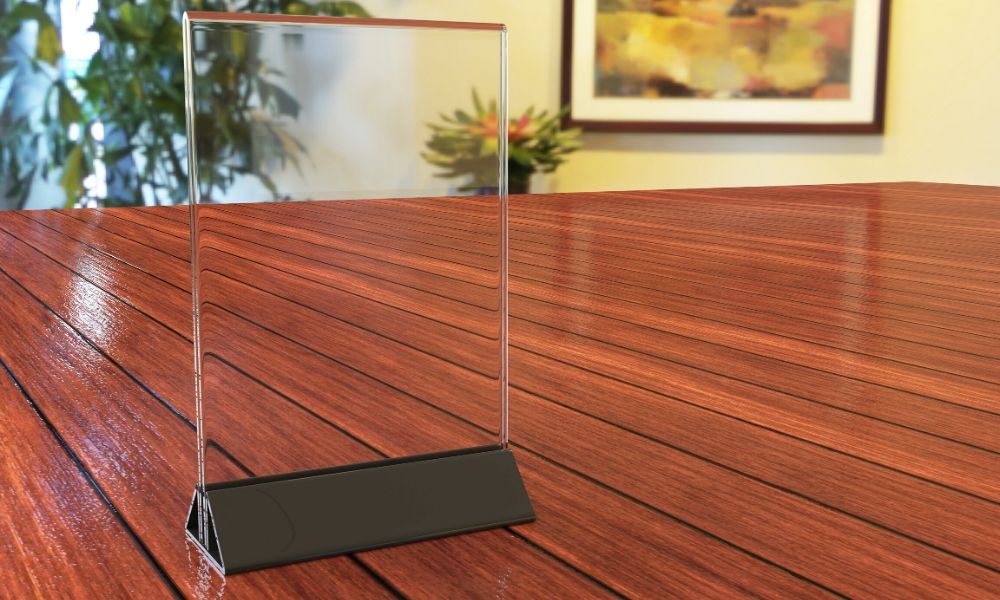 Benefits of an Acrylic Sign Holder